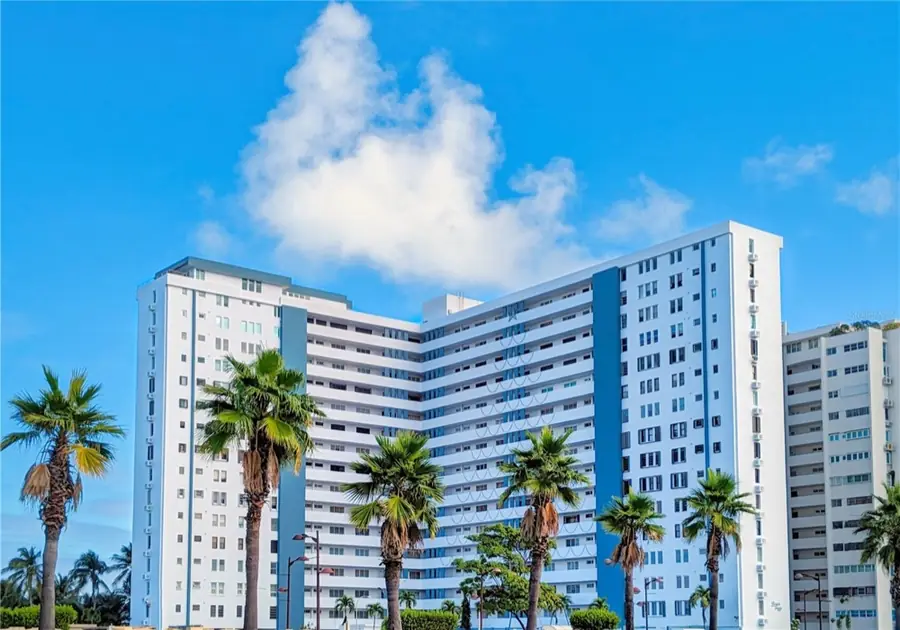 Isla Verde Penthouse, Carolina